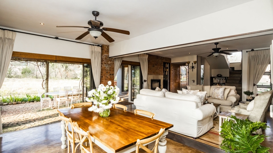 3 Bedroom Property for Sale in The Coves North West